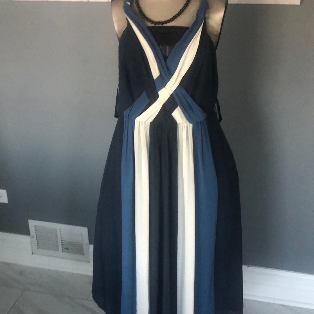 Max & Cleo beach ready dress 🏝 🏖